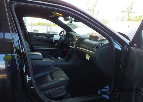 2019 Chrysler 300 300S from USA, damaged, VIN 2C3CCABG1KH708071